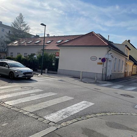 Kleine Ferienwohnung mit Garten Baden Exterior foto