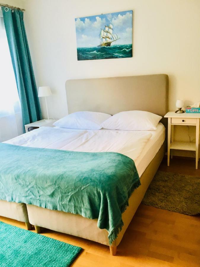 Kleine Ferienwohnung mit Garten Baden Exterior foto