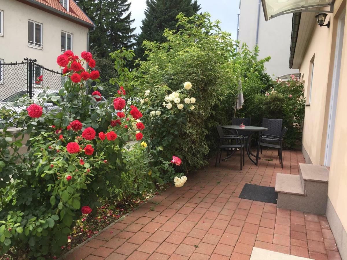 Kleine Ferienwohnung mit Garten Baden Exterior foto