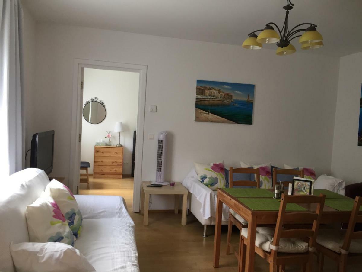 Kleine Ferienwohnung mit Garten Baden Exterior foto